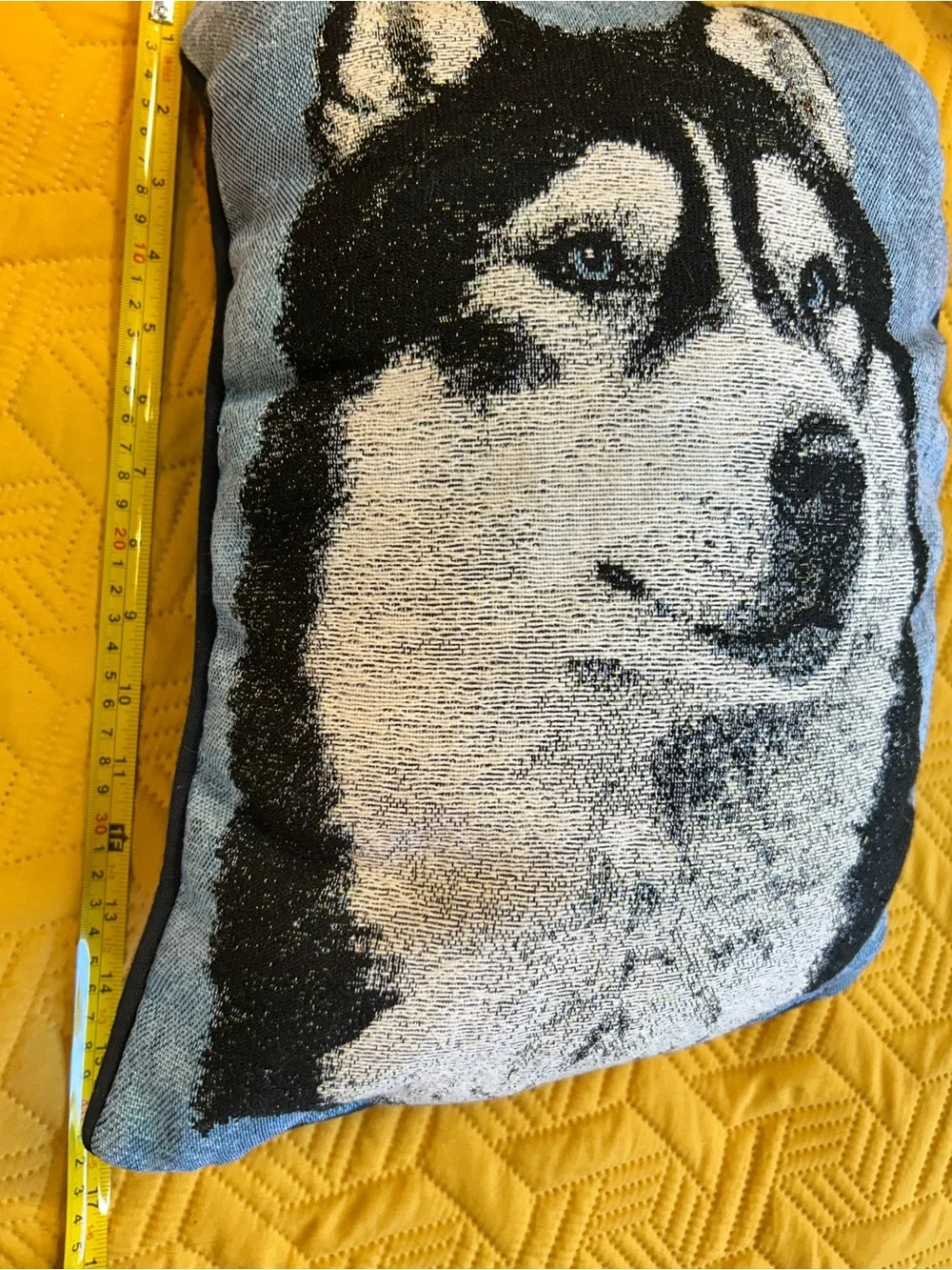 Vintage Blue-Eyed Husky Dog Tapestry Accent Pillow Cushion